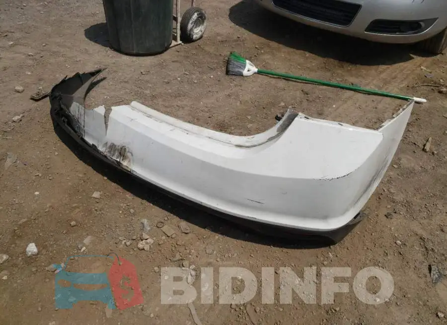 1G1ZB5ST4HF165198 Photo# 12