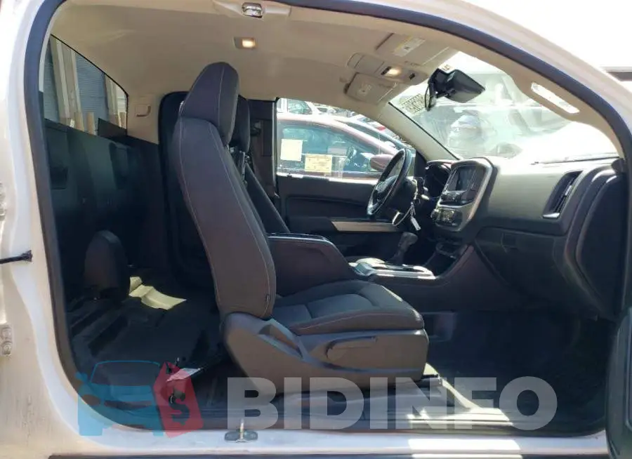 1GCHSCEA7M1274702 Photo# 10