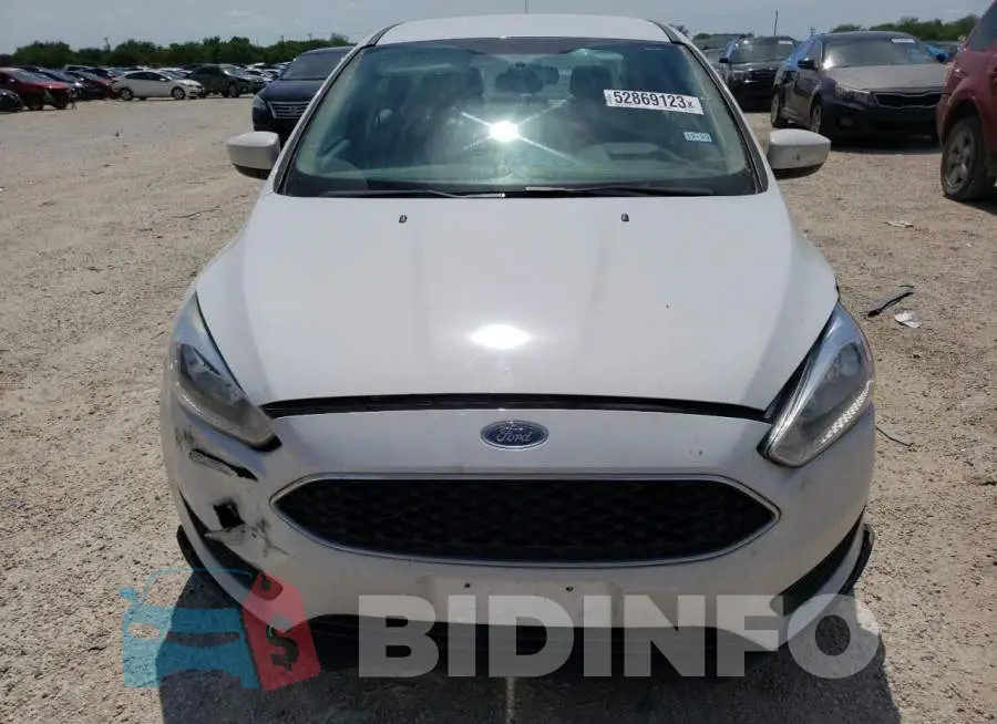 1FADP3F20JL256202 Photo# 5