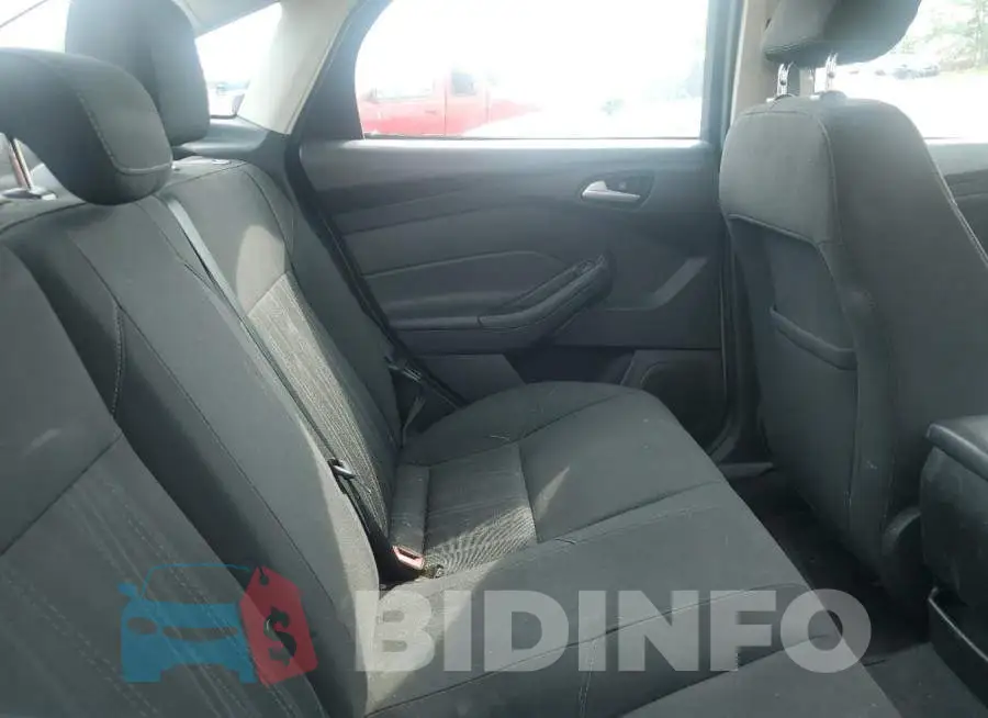 1FADP3F22FL217697 Photo# 10