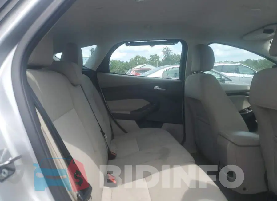 1FADP3K26HL280102 Photo# 10