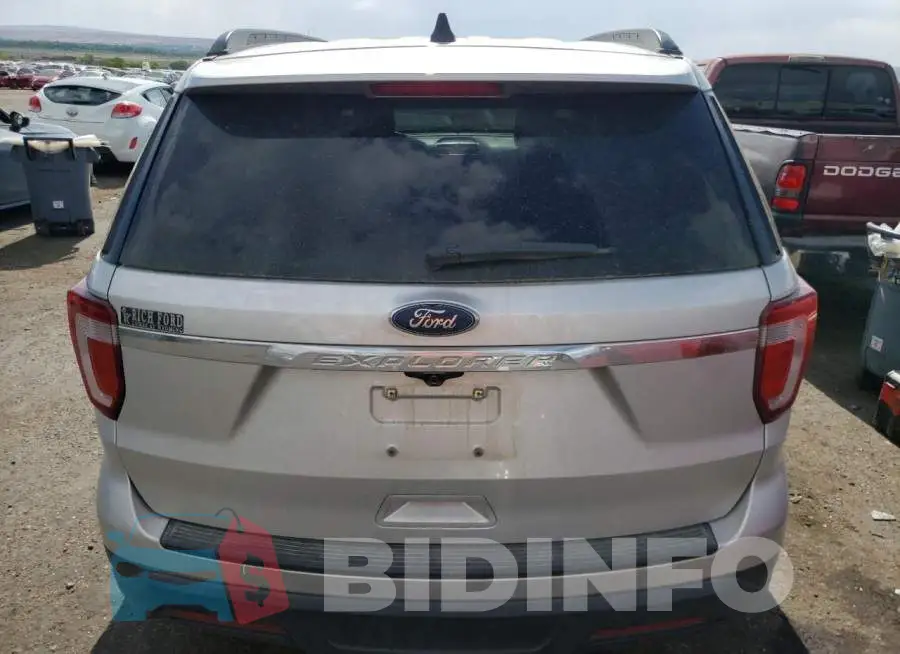 1FM5K7B80JGB17822 Photo# 6