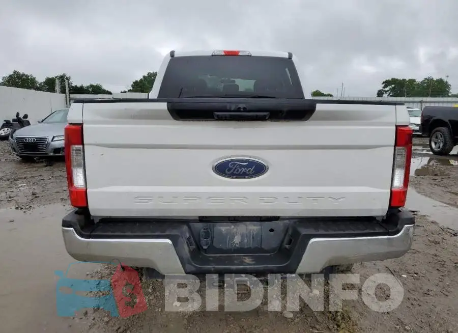 1FT7W2BT2KEF52461 Photo# 6