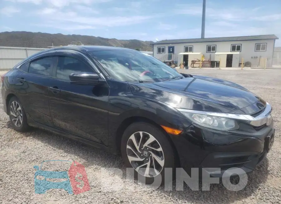 19XFC2F71GE009986 Photo# 4