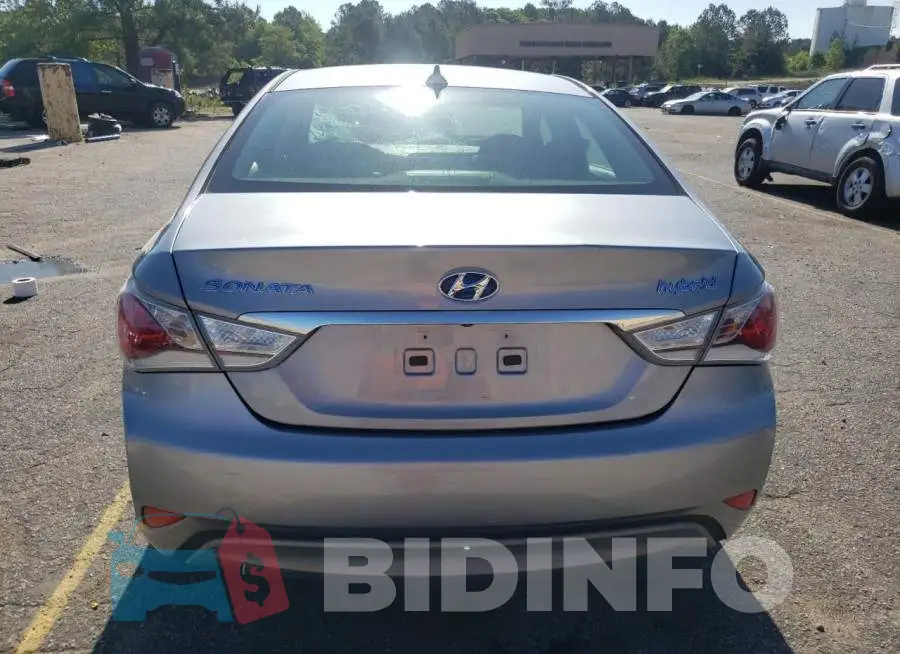 KMHEC4A41FA130972 Photo# 6