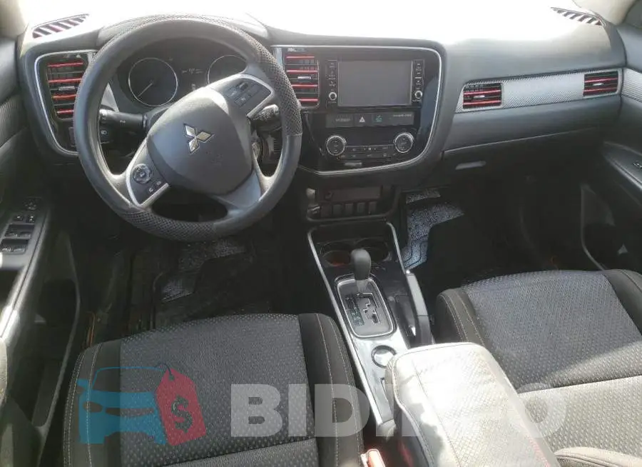 JA4AD2A32JZ060057 Photo# 8