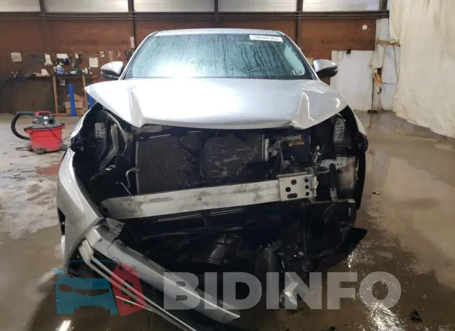 5TDBZRFH8JS882033 Photo# 5