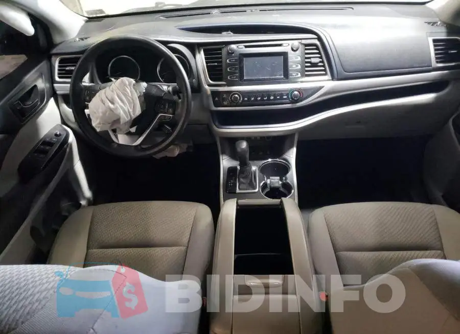 5TDBZRFH8JS882033 Photo# 8