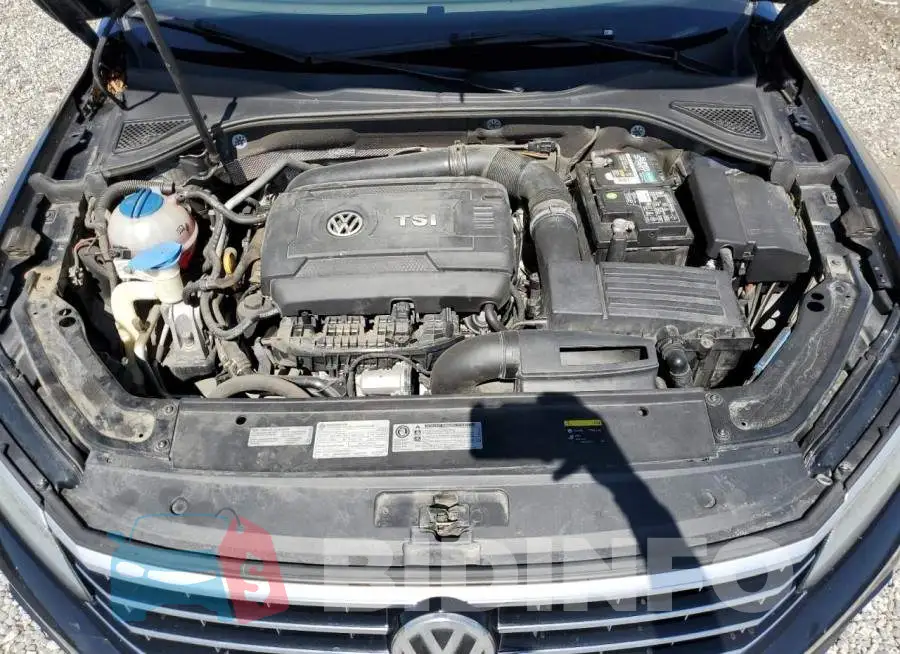 1VWGT7A38HC036310 Photo# 11