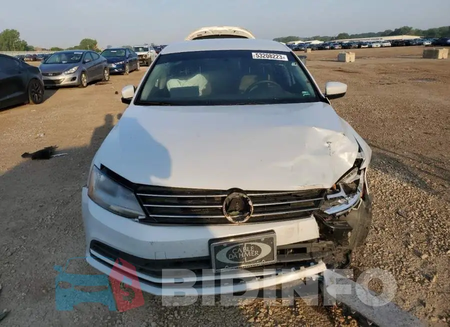 3VW2B7AJ2HM269755 Photo# 5