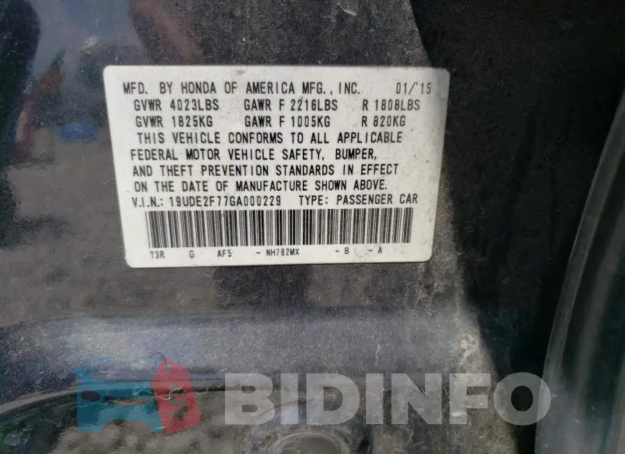 19UDE2F77GA000229 Photo# 12