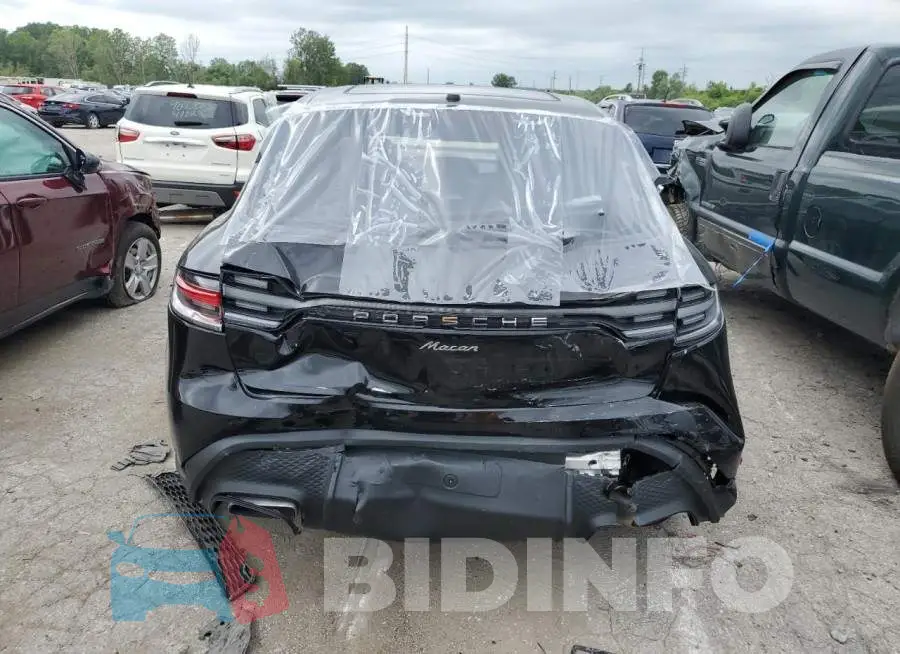 WP1AA2A56PLB15443 Photo# 6