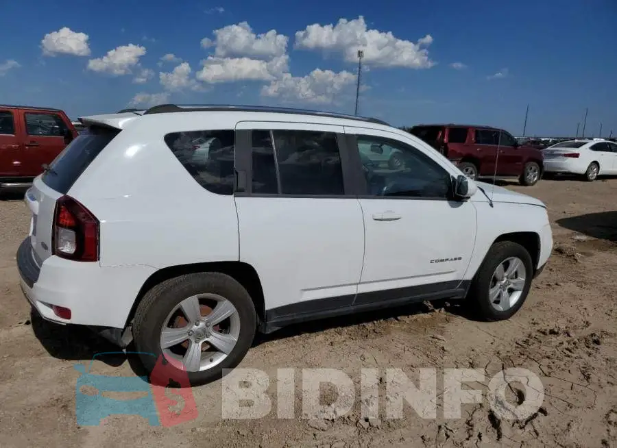 1C4NJCEB6ED799670 Photo# 3