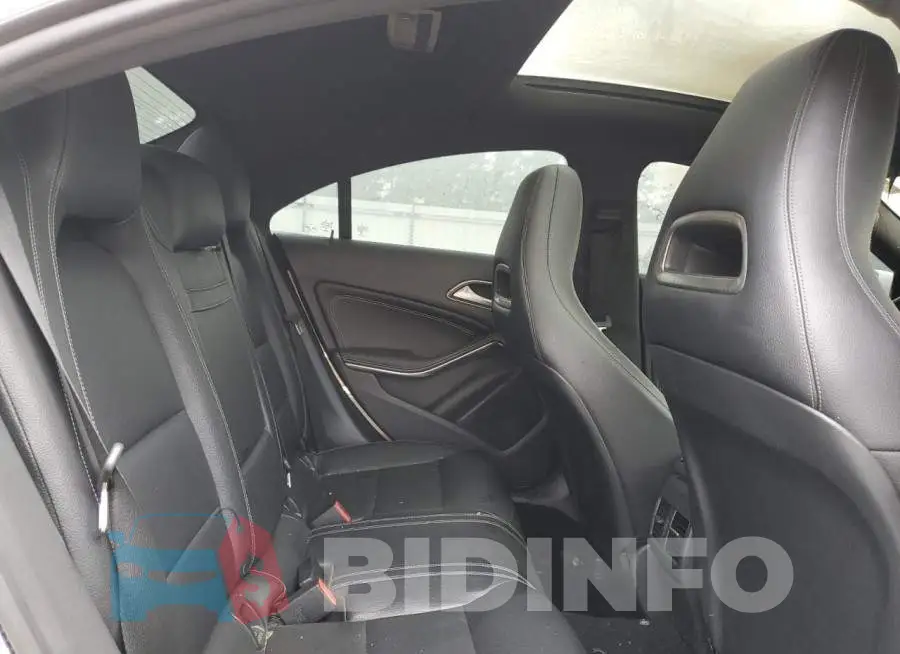 WDDSJ4EB3JN510621 Photo# 10
