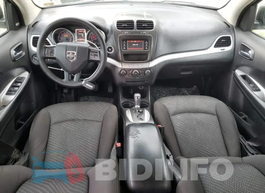 3C4PDCBG7HT572793 Photo# 8
