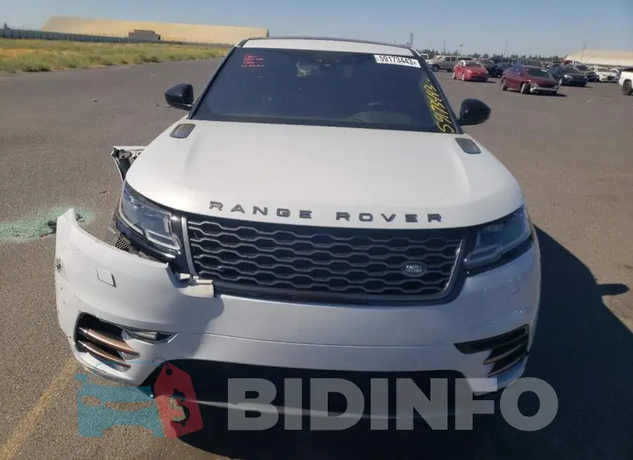 SALYL2RX7JA710295 Photo# 5