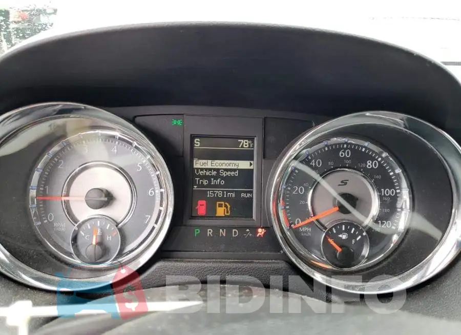 2C4RC1HGXGR142149 Photo# 9
