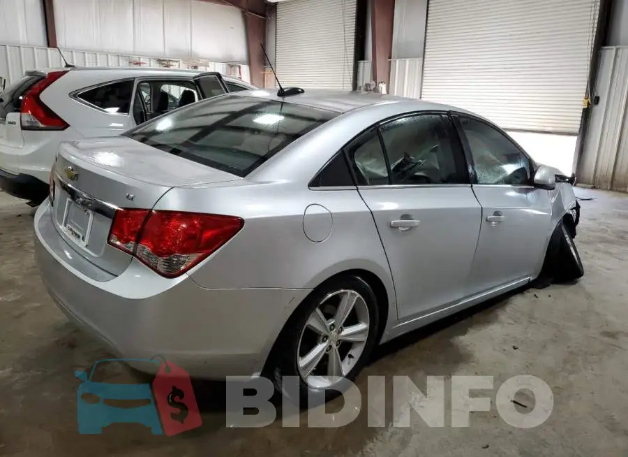 1G1PE5SB9F7152072 Photo# 3