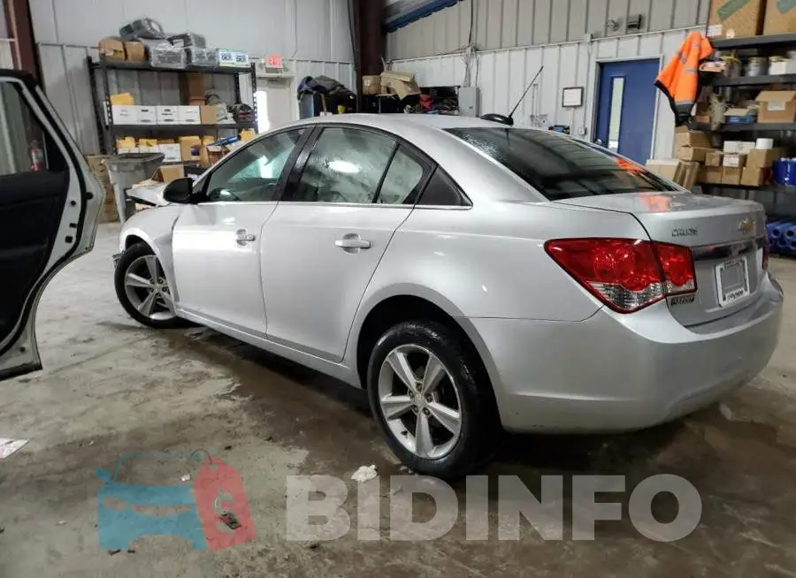 1G1PE5SB9F7152072 Photo# 2
