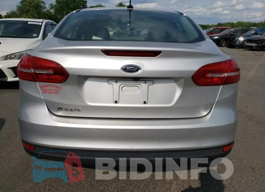 1FADP3E24GL224329 Photo# 6