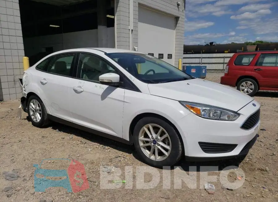 1FADP3F21GL275768 Photo# 4