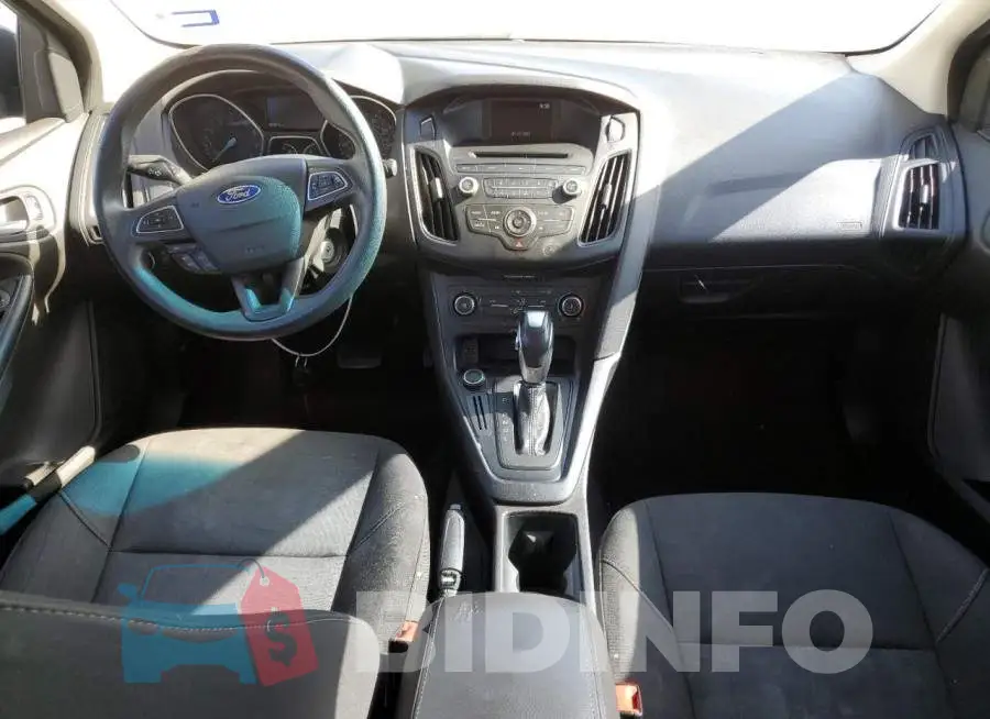 1FADP3F2XGL360110 Photo# 8