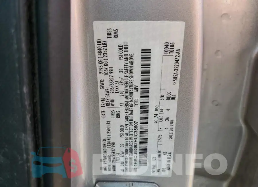 1FMCU9G92HUC35607 Photo# 13