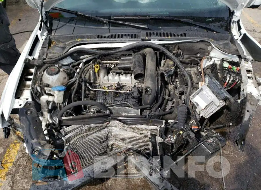 3VW2B7AJ7JM245635 Photo# 11