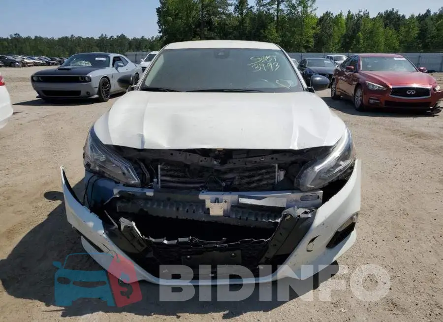 1N4BL4CV6LC230147 Photo# 5