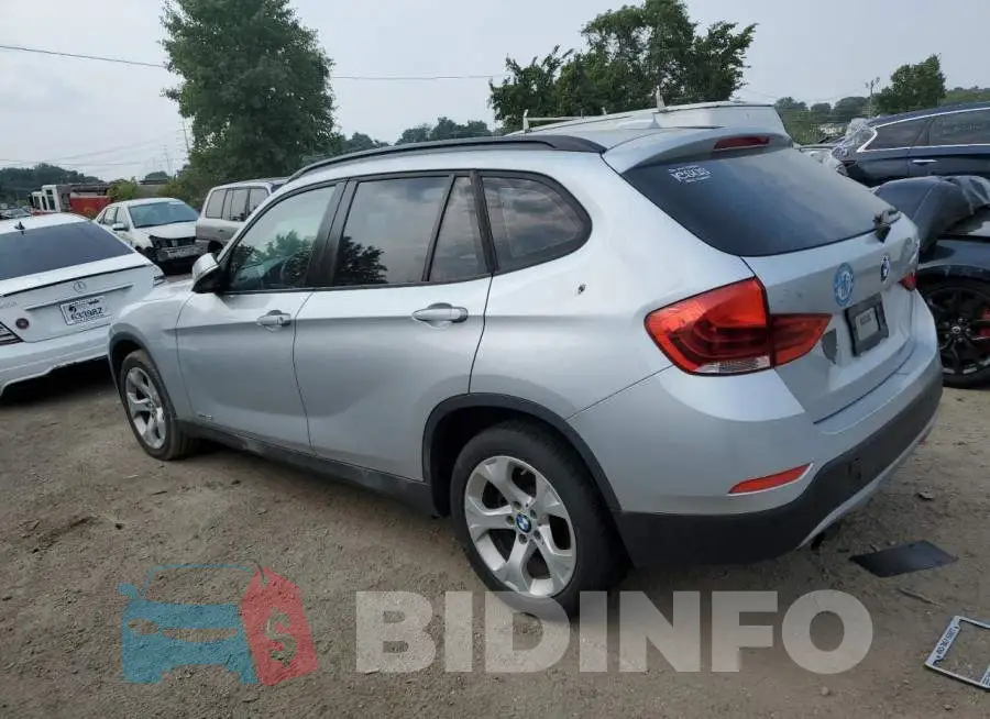 WBAVM1C50FV497776 Photo# 2