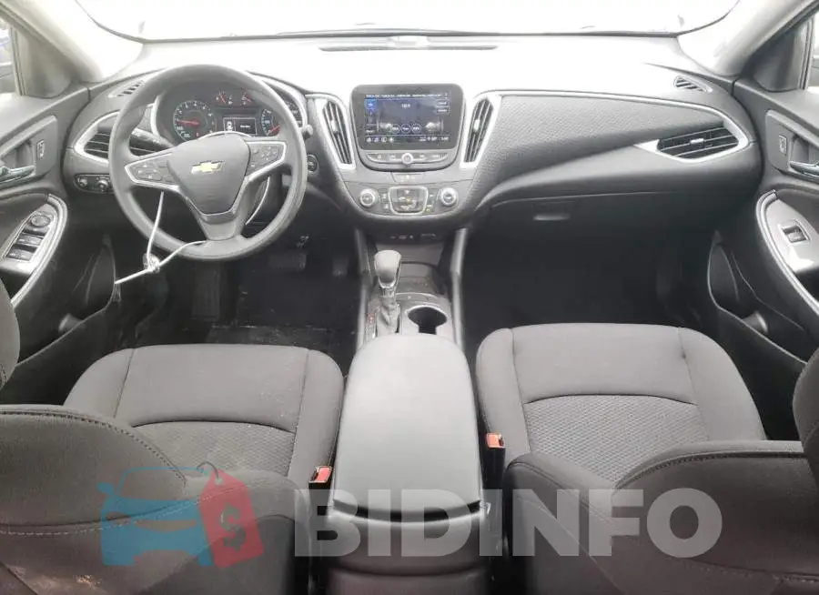1G1ZB5ST0NF208947 Photo# 8