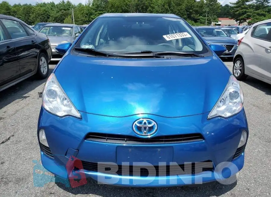 JTDKDTB36E1564775 Photo# 5