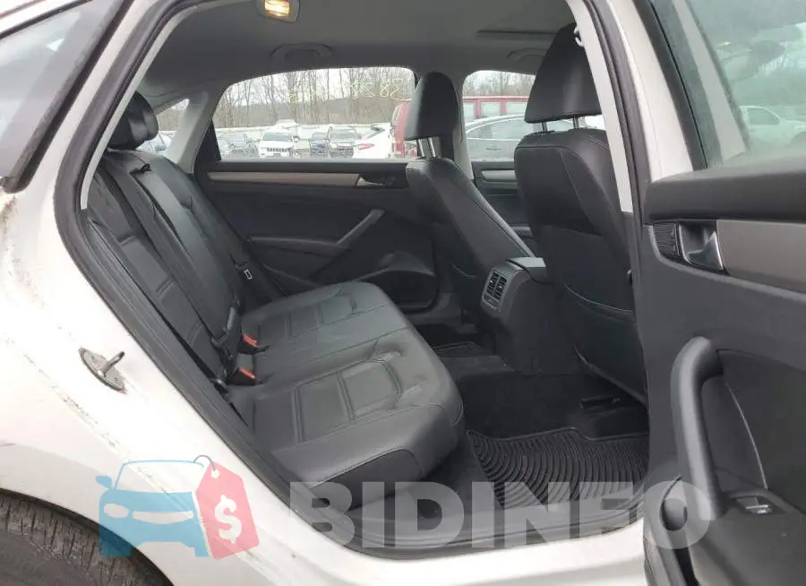 1VWBT7A32EC059832 Photo# 10