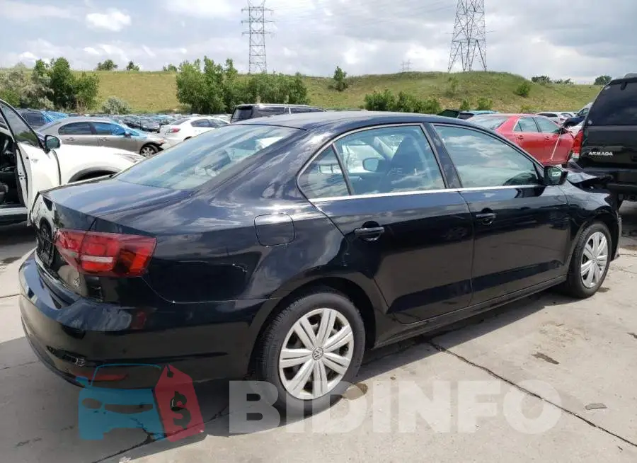 3VW167AJ2HM229451 Photo# 3