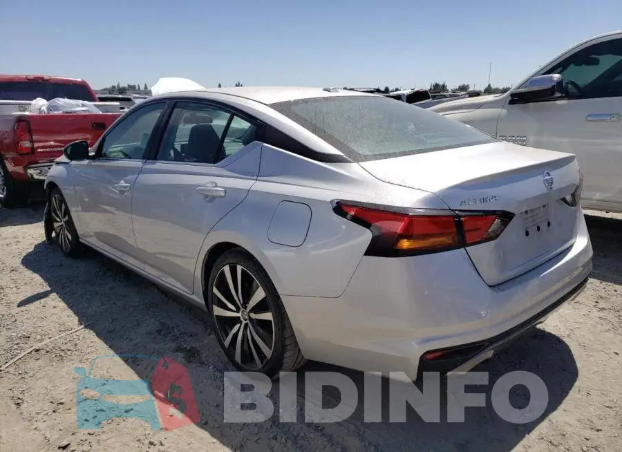 1N4BL4CV1KC159485 Photo# 2