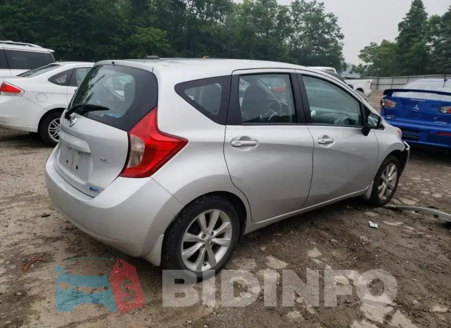 3N1CE2CPXFL426943 Photo# 3