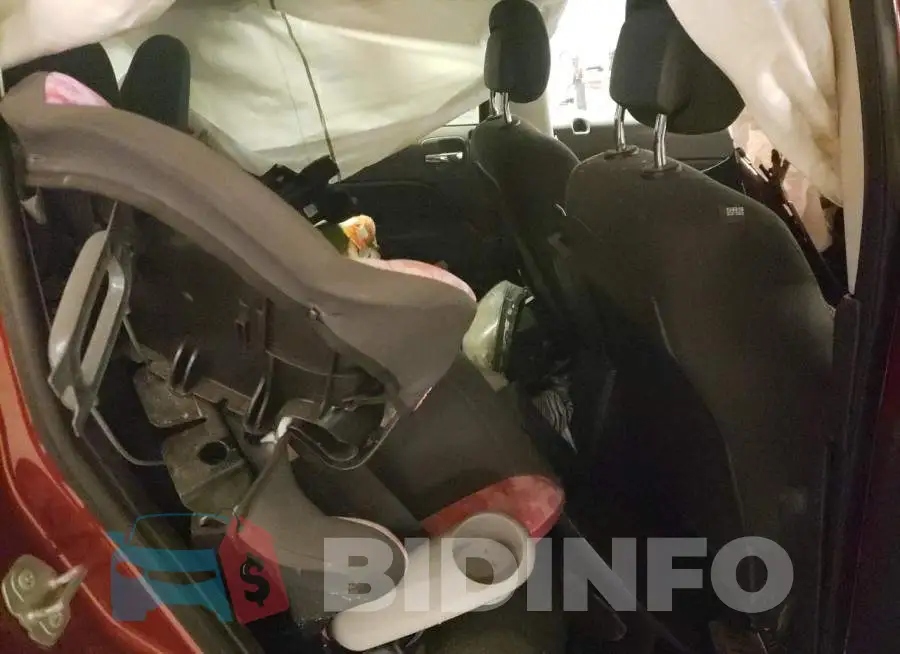 1C4NJPBB9HD203807 Photo# 6