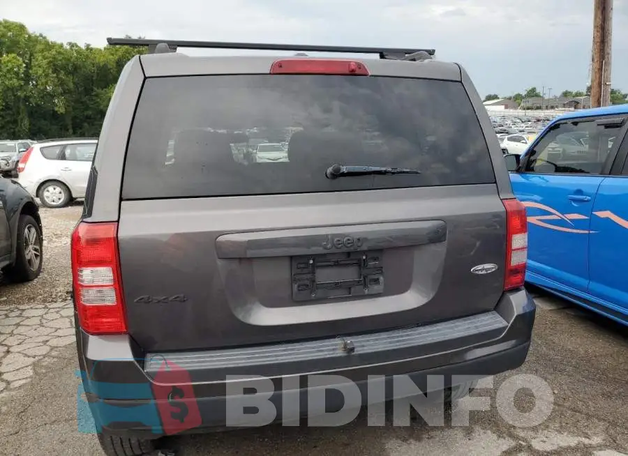 1C4NJRFB2FD113952 Photo# 6