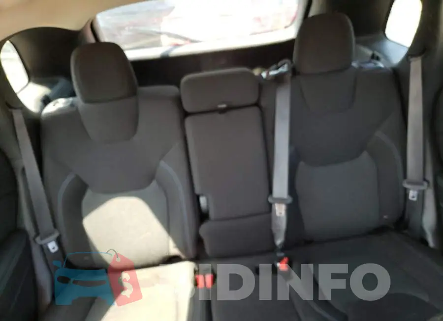 1C4PJMCX4KD418147 Photo# 10