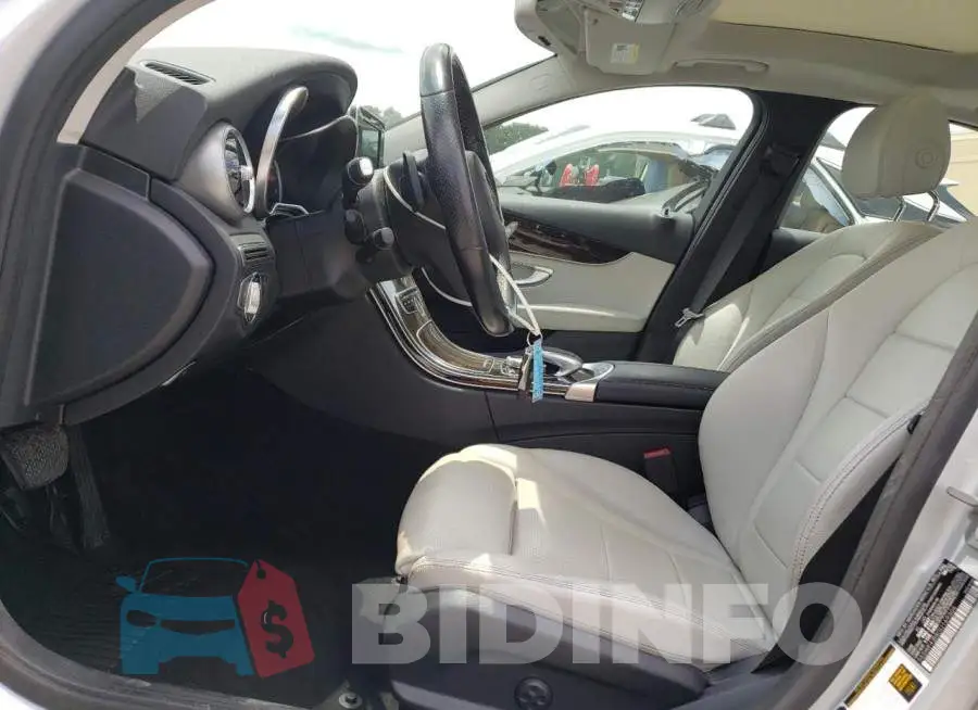55SWF4JB8GU169306 Photo# 7