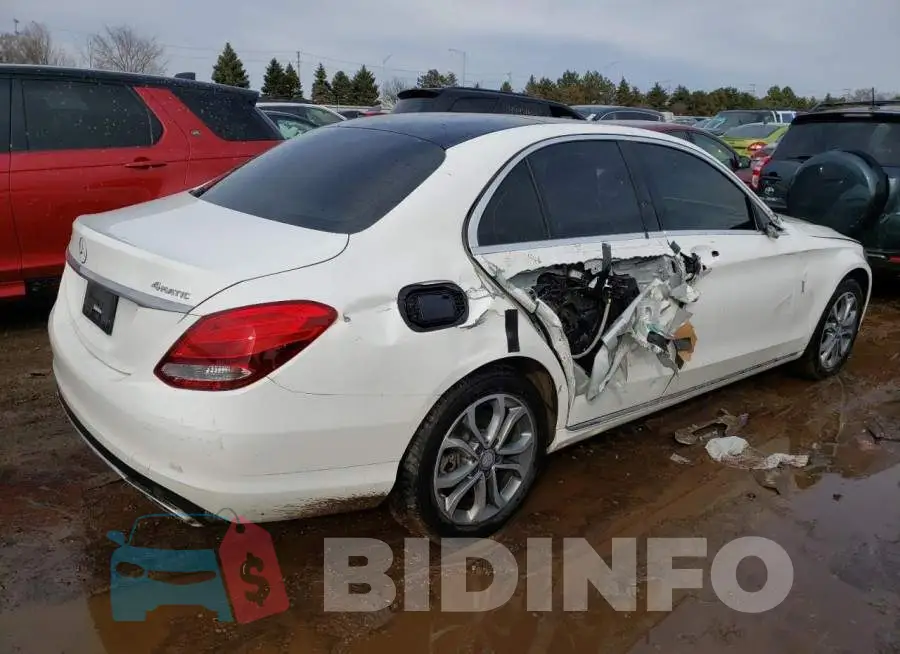 WDDWF4KB0HR241049 Photo# 3