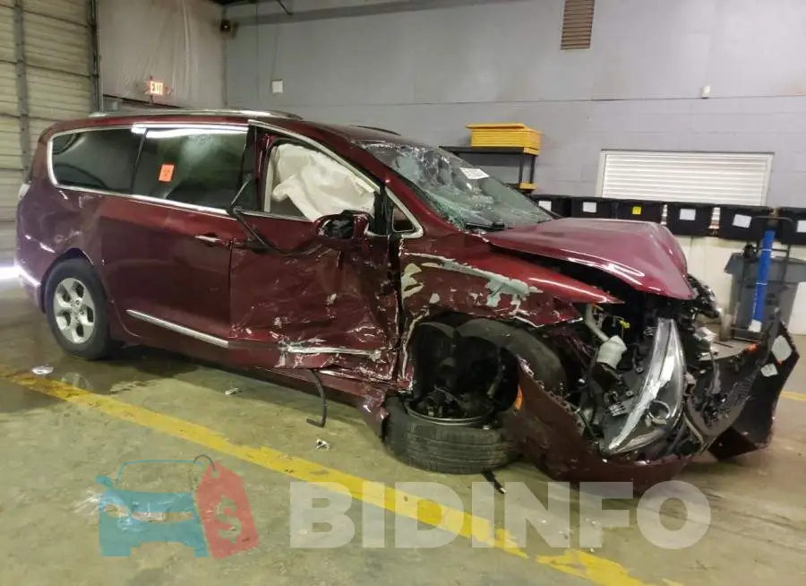 2C4RC1EG5HR545073 Photo# 4