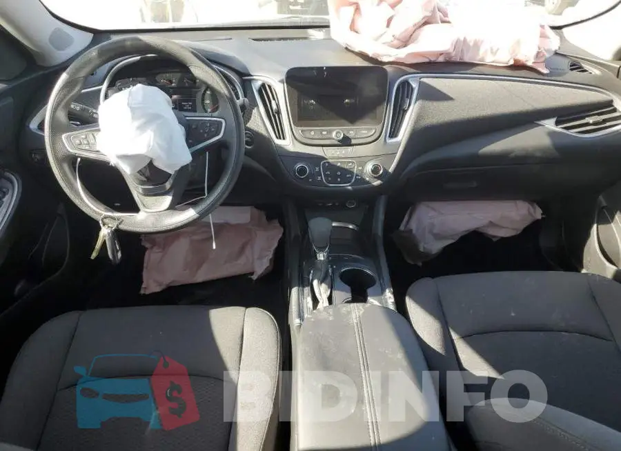 1G1ZD5ST9PF135008 Photo# 8