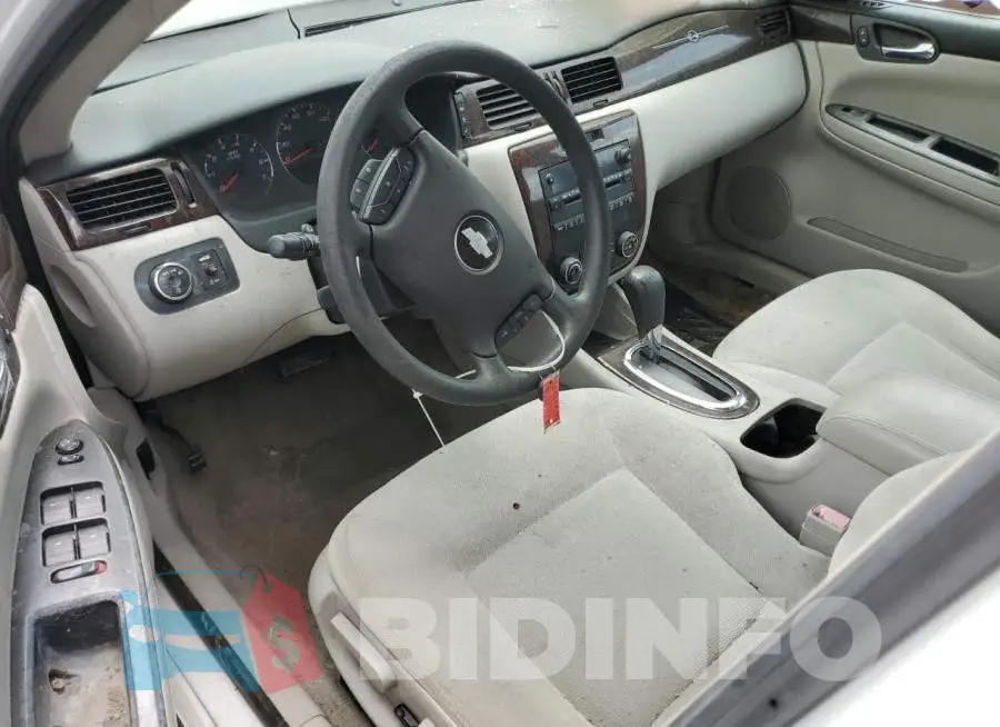 2G1WB5E38G1101475 Photo# 8