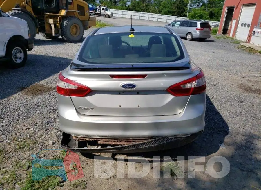 1FADP3E28EL114235 Photo# 6