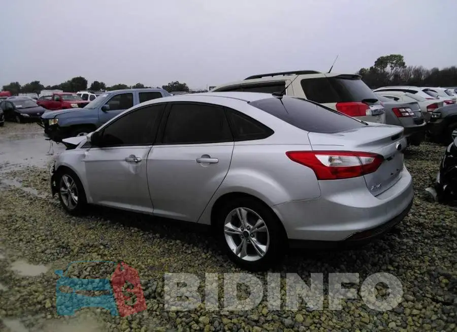 1FADP3F27EL161139 Photo# 3