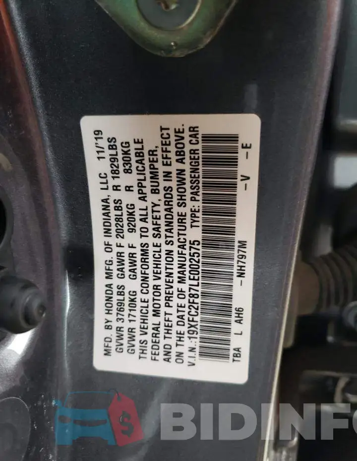 19XFC2F87LE002575 Photo# 13