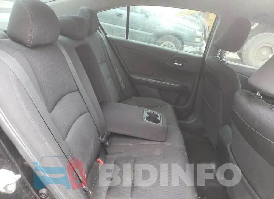 1HGCR2F56FA127132 Photo# 10