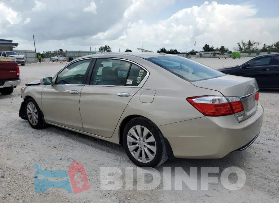 1HGCR2F83FA133514 Photo# 2
