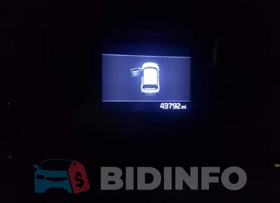 KNDJ23AU3M7789954 Photo# 9